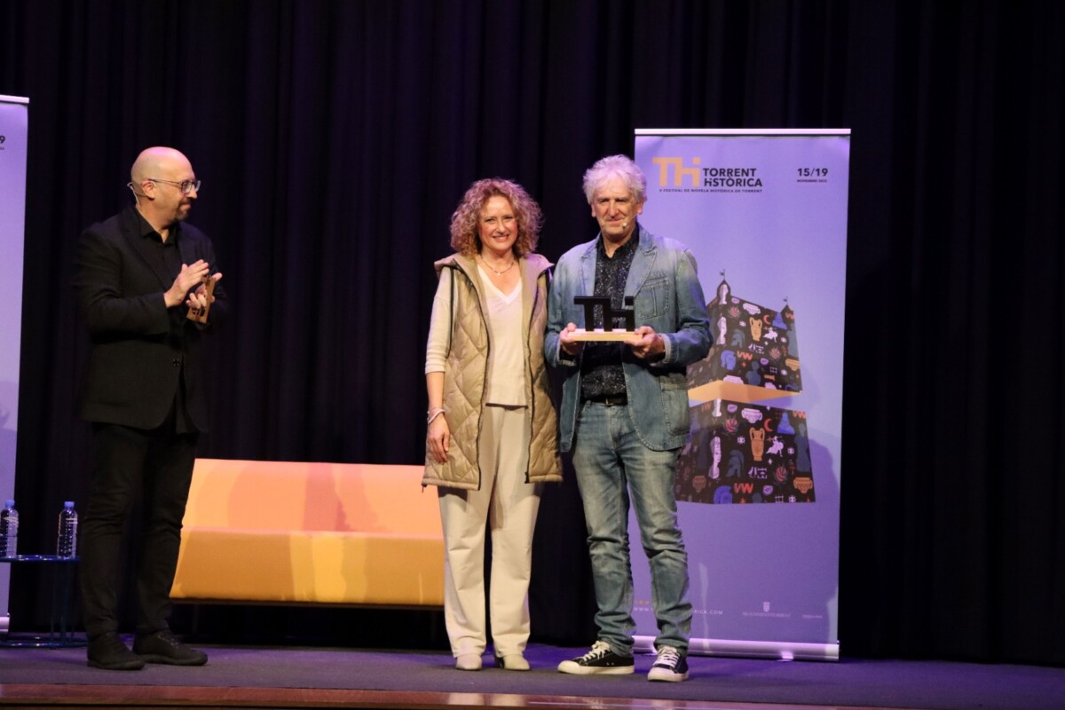 Juan Luis Arsuaga recibe el premio Cónsul Honorario en Torrent Histórica