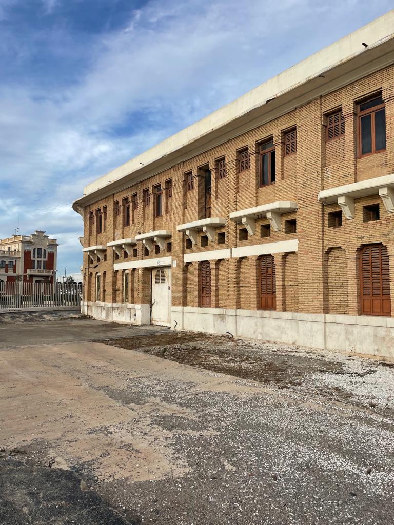 Estado actual de los Docks del puerto de Valencia
