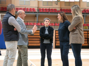 Catalá anuncia reparaciones por valor de casi 130.000 euros en el Polideportivo del Cabanyal