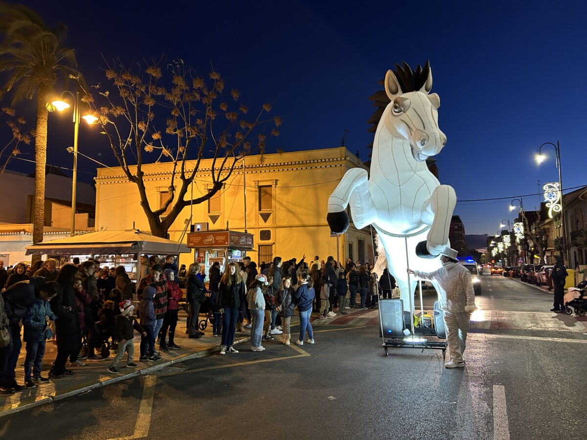 cabalgata iluminada Navidad La Pobla de Farnals