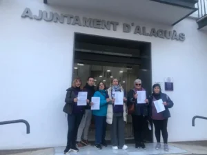 Alaquàs firmas contra edil Vox