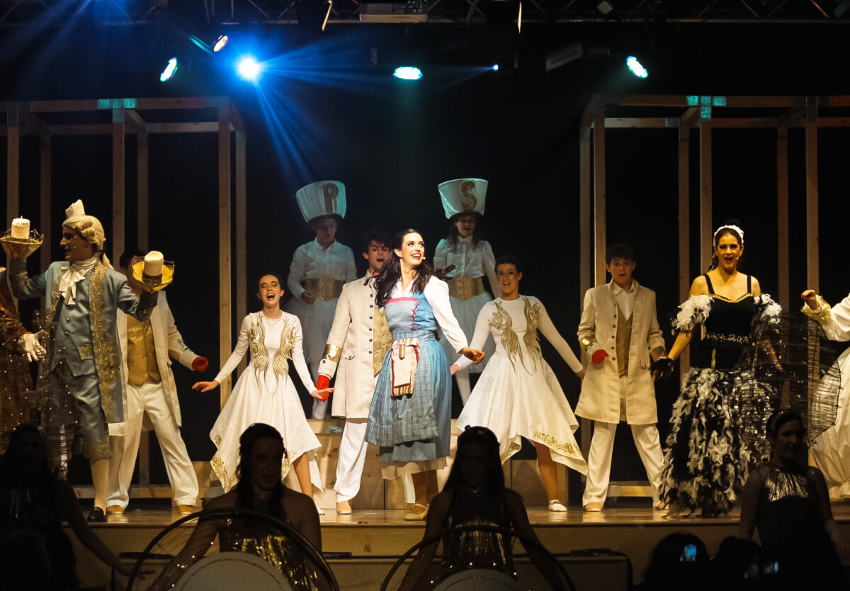 Bella y Bestia, de ArtxArt. Foto: Andrea Praline