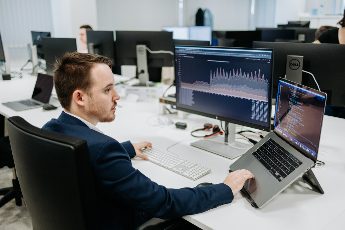 Informático en instalaciones de Mercadona