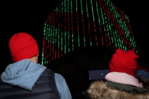 Espectáculo de luces en la fachada del Ayuntamiento de Torrent