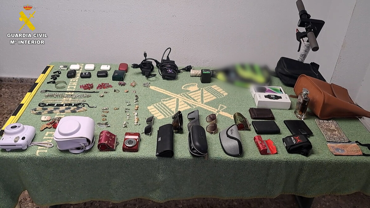 Objetos intervenidos por la Guardia Civil