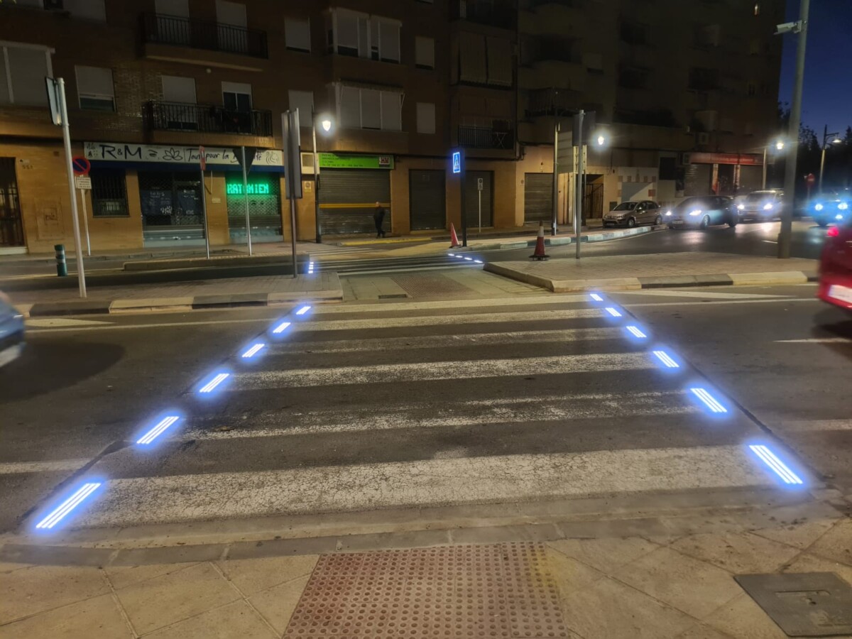 pasos de cebra noche Quart de Poblet