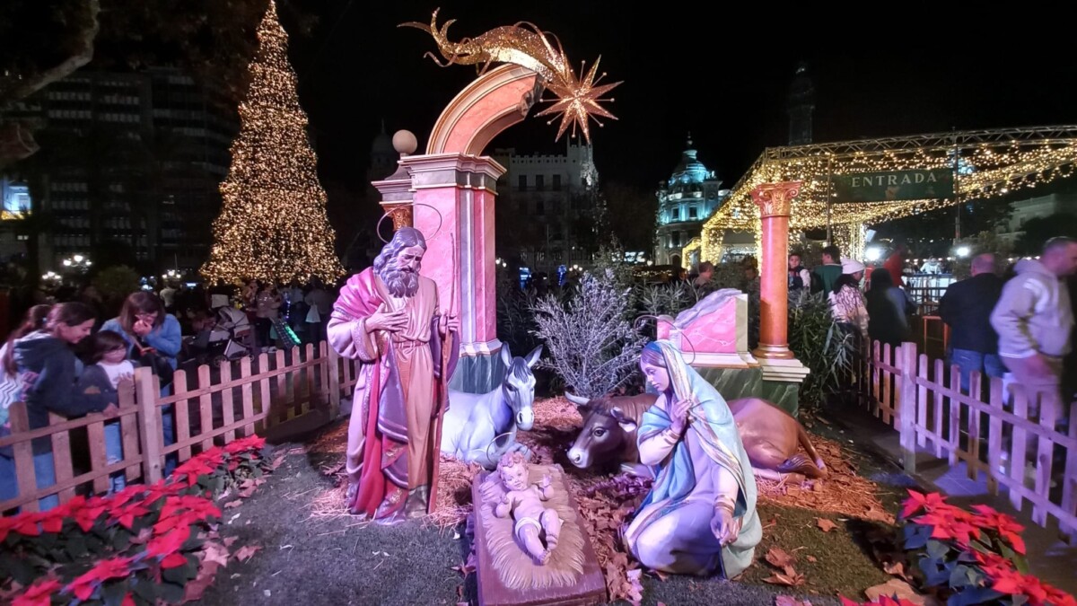 Belén de la plaza del Ayuntamiento, este domingo