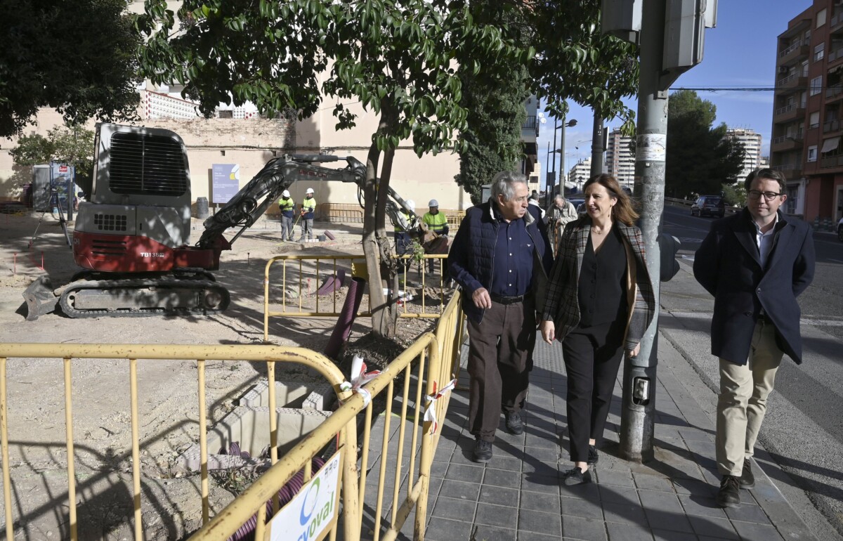 Catalá en su visita a La Torre