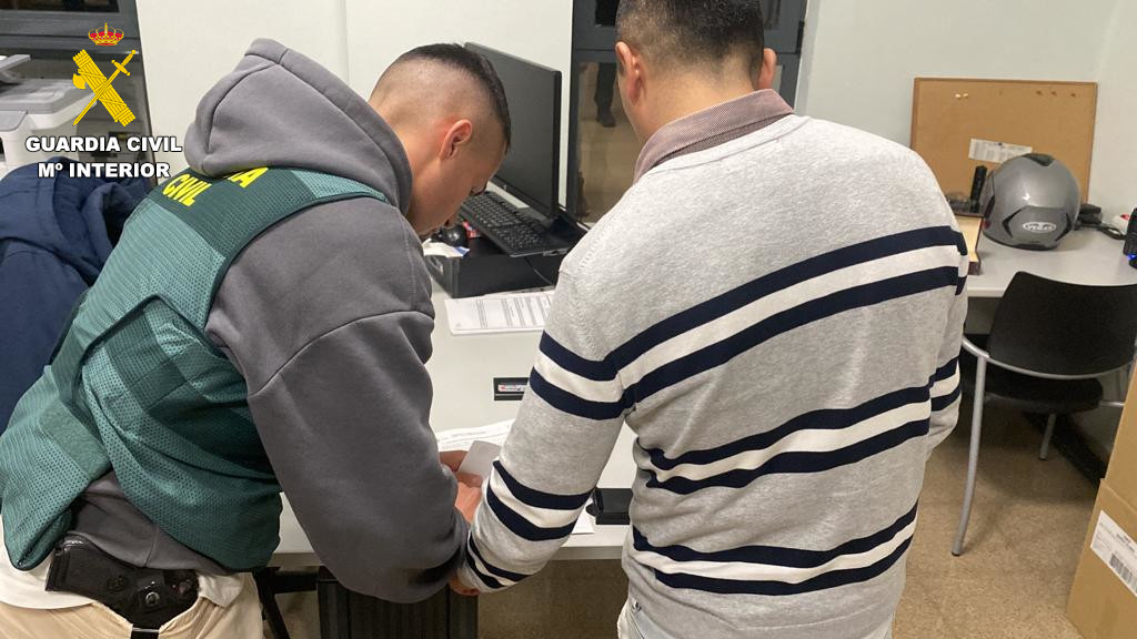 Agentes de la Guardia Civil