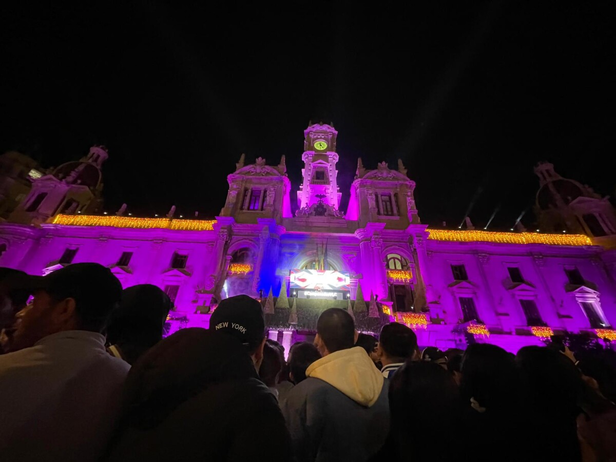 Nochevieja en la plaza del Ayuntamiento de Valencia