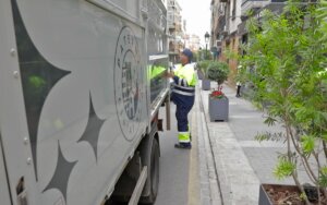 Recogida de cartón y papel en Paterna