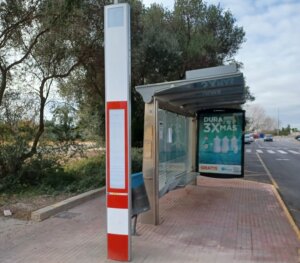 Totem parada bus Pobla Farnals