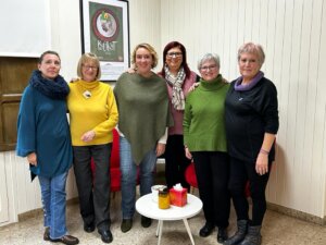 Vista Dones en Lluita con la alcaldesa Eva Sanz Benetússer