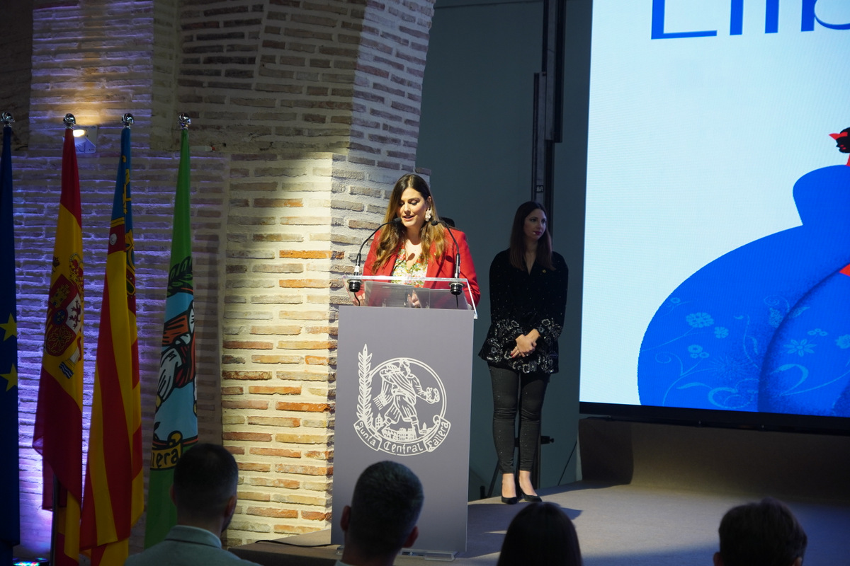 María Tomás intervino en el acto