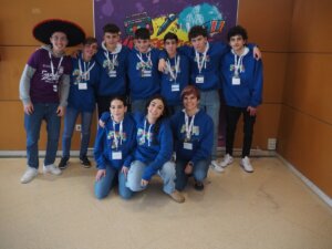 El colegio La Purísima de Torrent competirá en fase nacional de robótica First Lego League