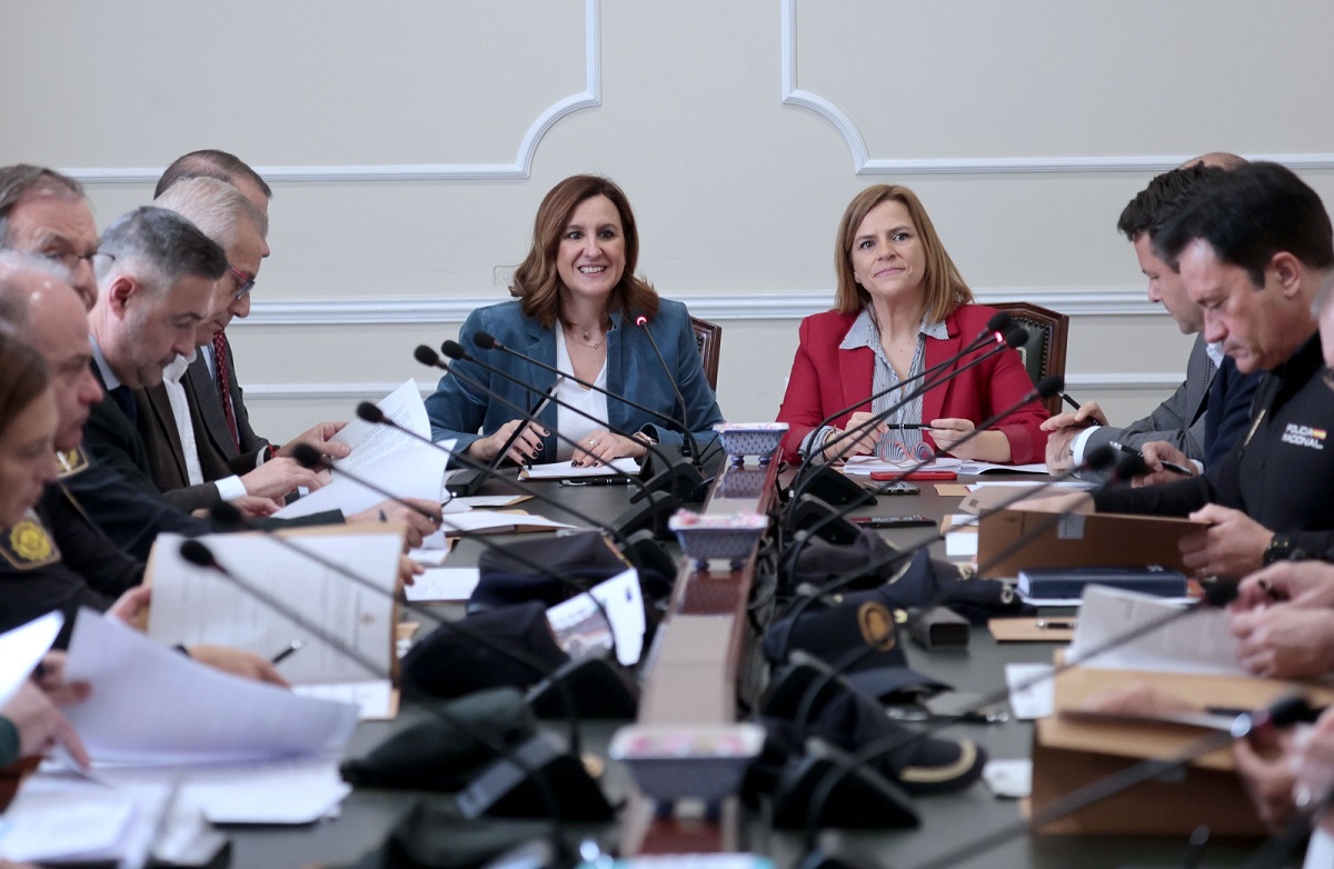 María José Catalá y Pilar Bernabé en la Junta Local de Seguridad para las Fallas de Valencia