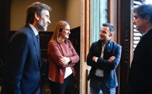 Alejandro Amenábar con María José Catalá y José Luis Moreno