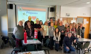 Charla de Bomberos dirigidas a los mayores de La Canyada en Paterna