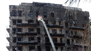 edificio incendiado en Campanar