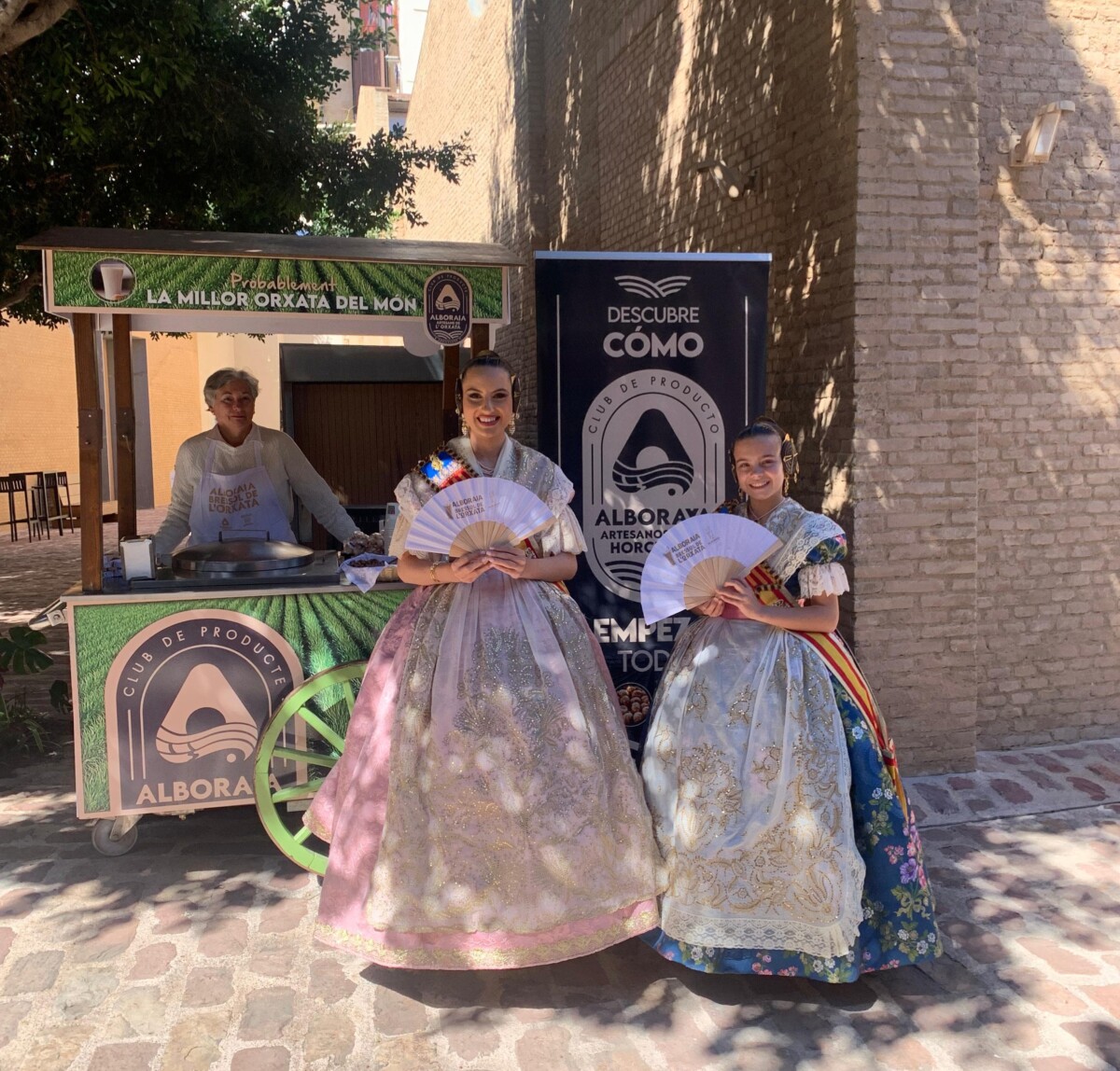 Fallera Major y Fallera Major Infantil de València en Bombas Gens Centre d'Arts Digitals Alboraya