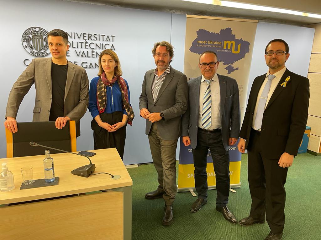 Intercanvi d'experiències turístiques amb Ucraïna