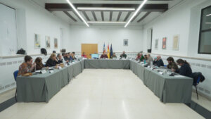 moción en contra ampliación aeroport pleno Manises