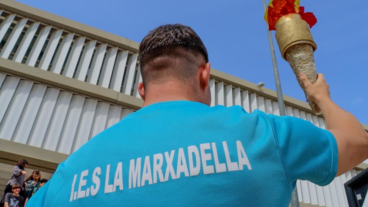 antorcha olímpica miniolimpiadas IES La Marxadella Torrent