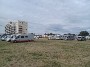aparcament caravanas Pobla Farnals