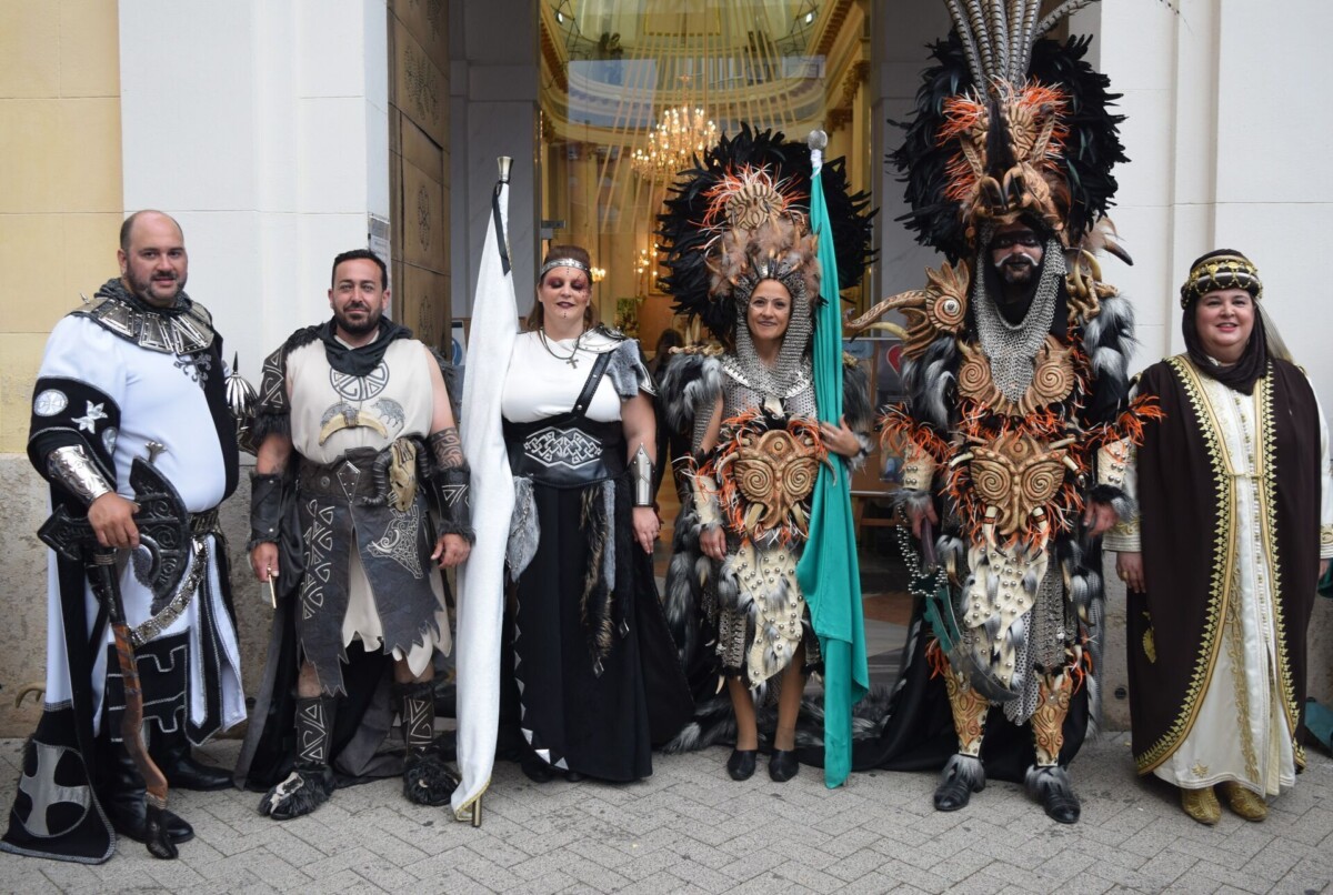 Capitanes y embajadores moros i cristianos Sedaví