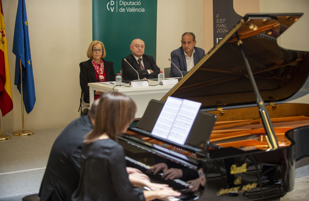 presentacion festival piano Iturbi de la Diputación de Valencia
