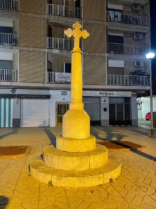Plaza de la Cruz de Alfara del Patriarca