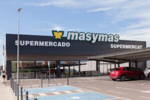 Masymas supermercados ofrece 300 puestos de trabajo en la Comunitat para reforzar su plantilla este verano