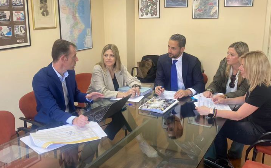 reunión Alcàsser Educación aulas CEIP Jaume I