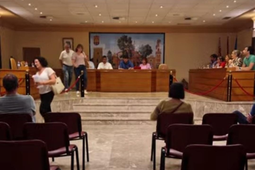 La oposición abandona en pleno de Albal