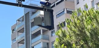 Cámara de control en la Zona de Baixes Emissions de València