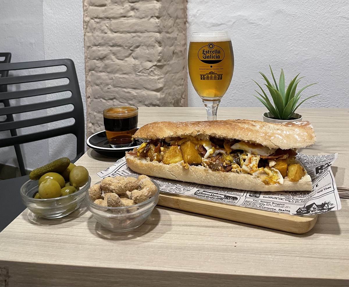 Almuerzo de La nova casa vella