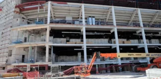 Construcción del aparcamiento del Roig Arena en Valencia