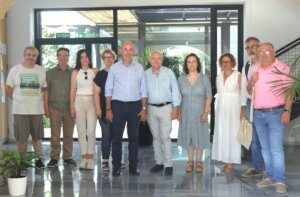 Autoridades políticas y técnicas en l'Alqueria de Sòria