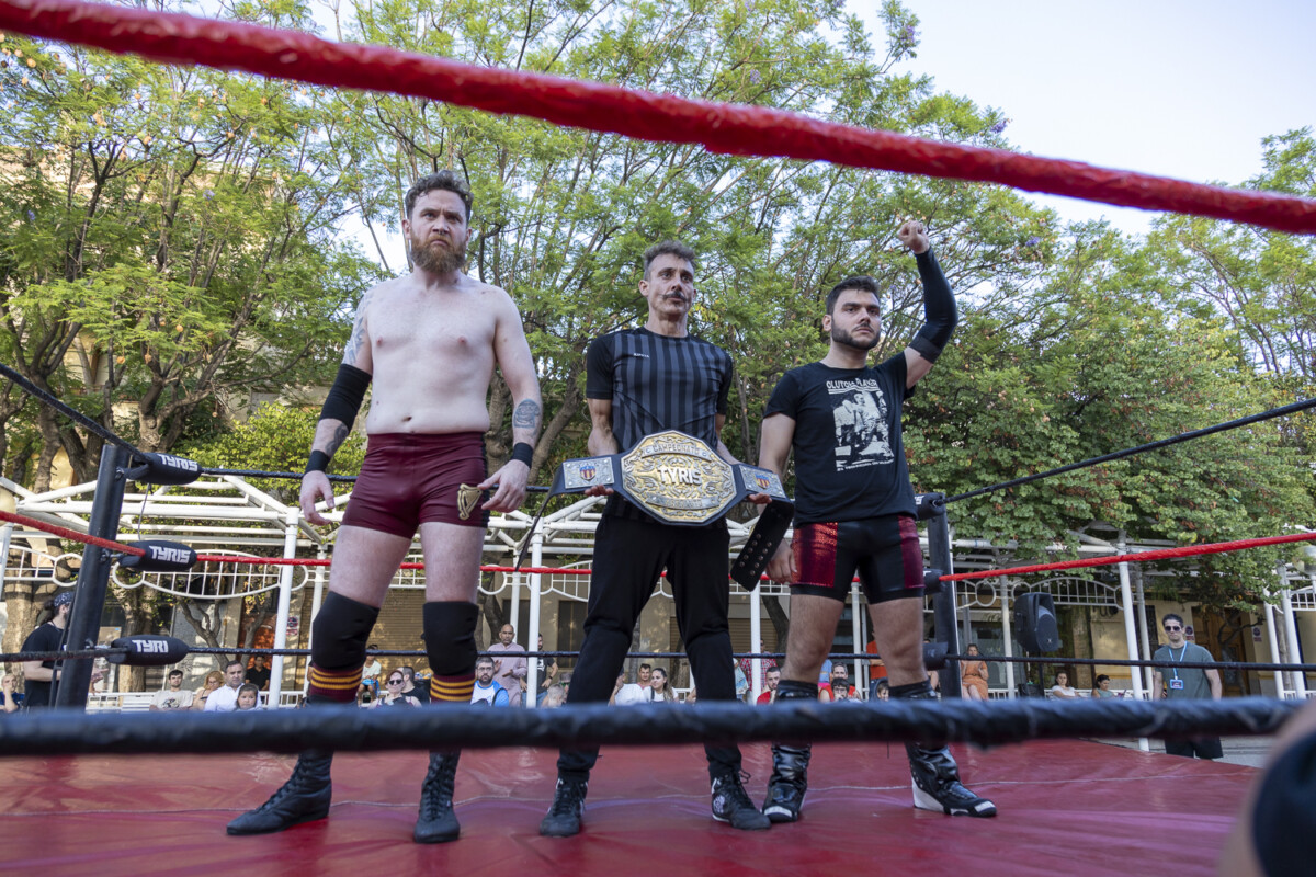 Campeón absoluto lucha libre Benetússer