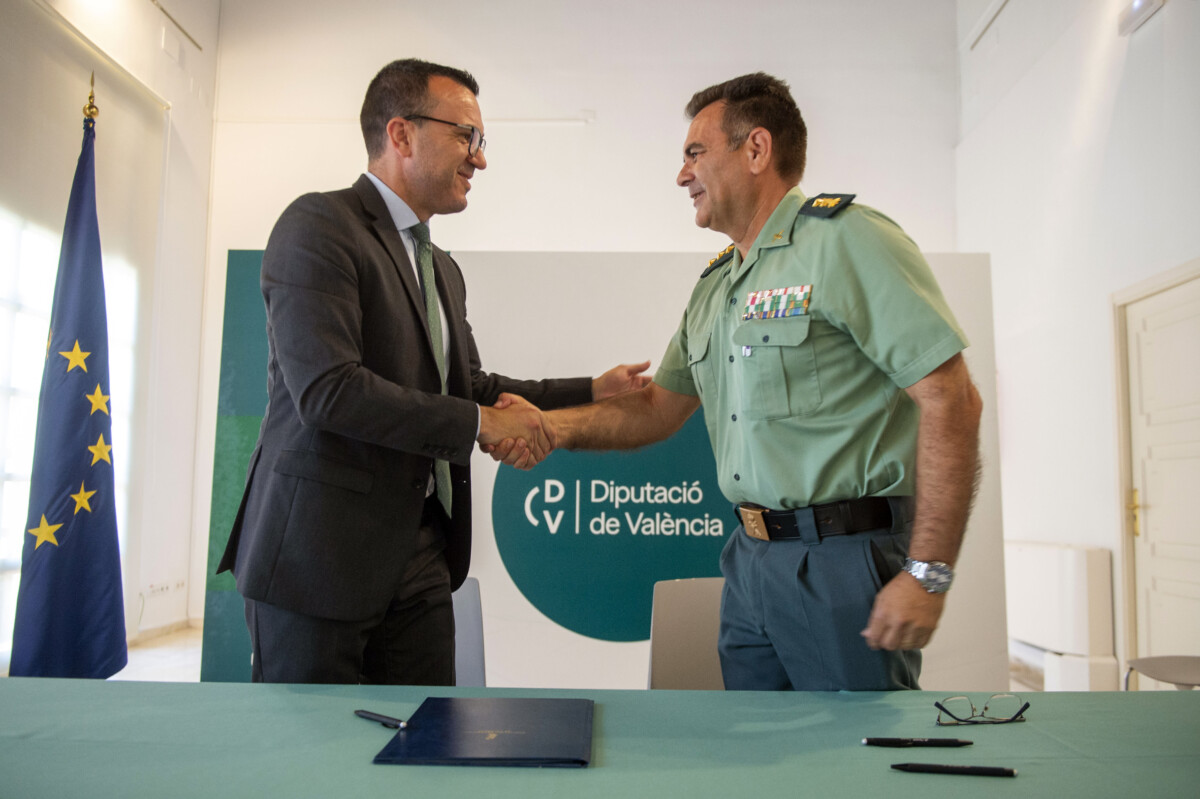 Firma protocolo Diputació Guardia Civil