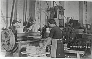 Foto antigua fábrica de chapas de madera Benetússer