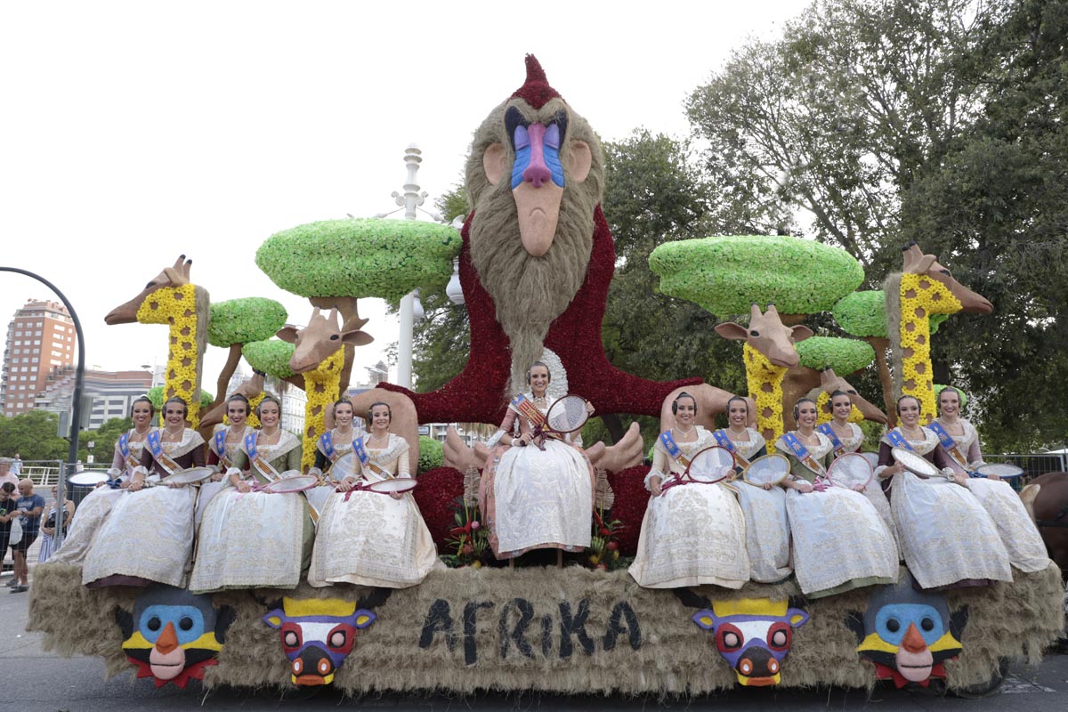 La carroza 'Afrika', ganadora del premio Barón de Cortes y el primer premio de la categoría Especial A de la Batalla de Flores