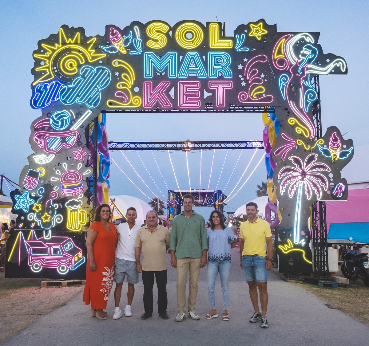 Puente de luz de Solmarket en El Puig