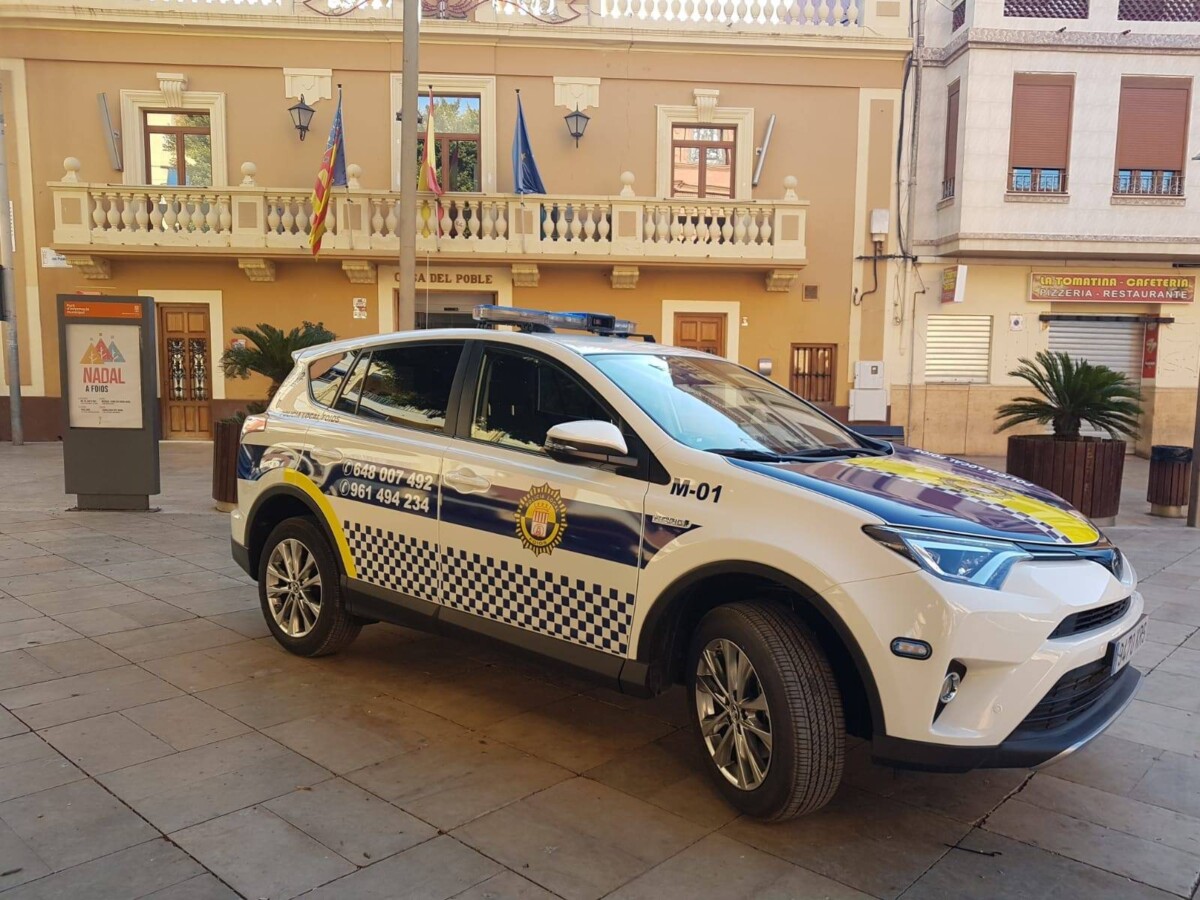 Vehículo Policía Local de Foios