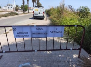 acceso Alboraya Tavernes Blanques cerrado