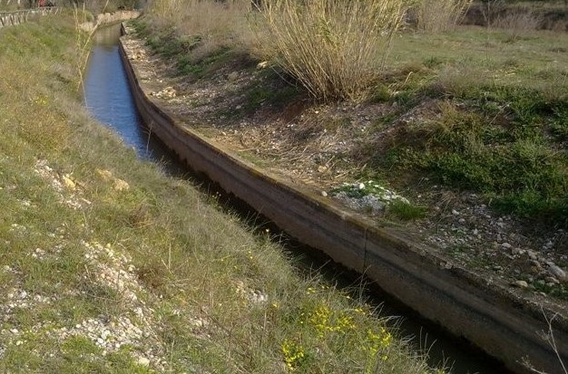 Acequia de la partida de la Closa Moncada