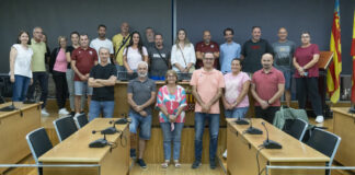 Grupo de personas en la presentación del Consell de l'Esport en Picassent