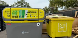 Contenedores de reciclaje amarillos en Quart de Poblet