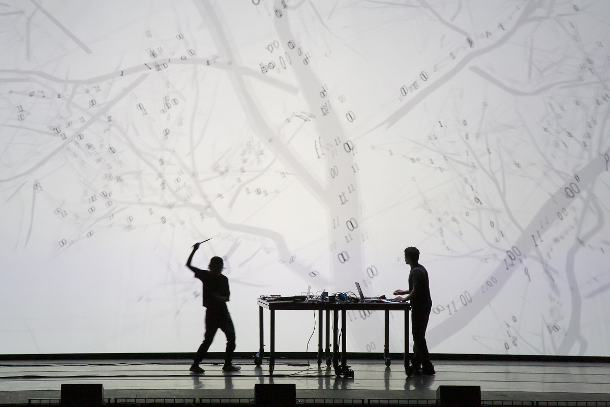 El festival de música contemporánea Ensems emprende el tramo final de su 46ª edición con las propuestas más experimentales de su programa.