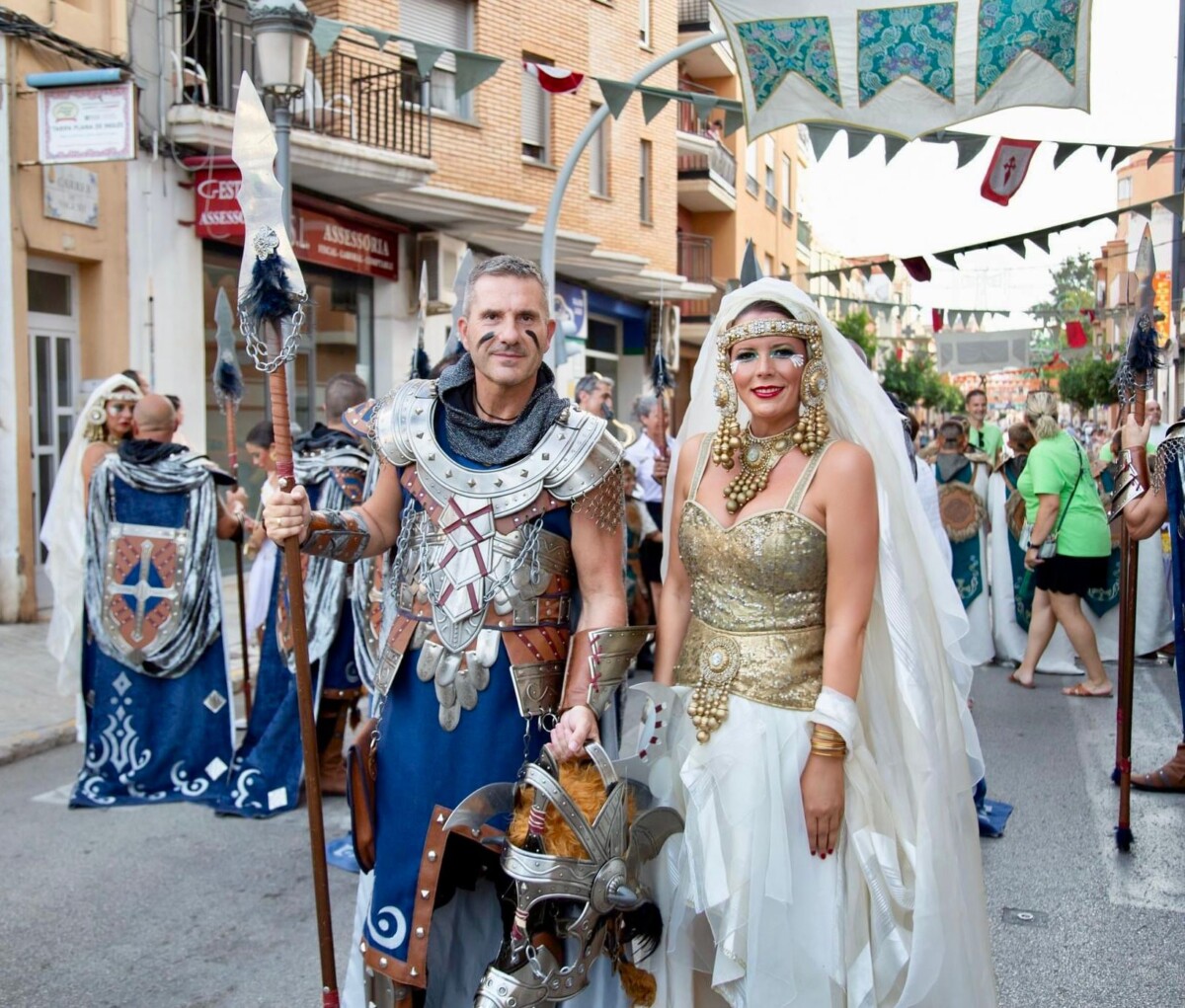 moros y cristianos moncada alcaldesa concejal fiestas